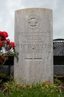 IRVINESTOWN CHURCH OF IRELAND CHURCHYARD - PICKFORD, NORMAN BARON
