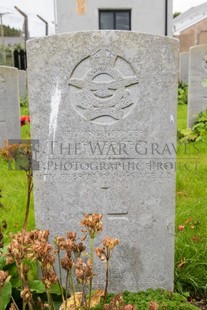 IRVINESTOWN CHURCH OF IRELAND CHURCHYARD - SEEGER, JAMES ROBERT