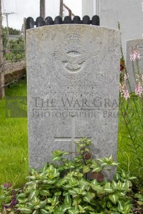 IRVINESTOWN CHURCH OF IRELAND CHURCHYARD - THOMAS, PHILIP MICHAEL HERMANN