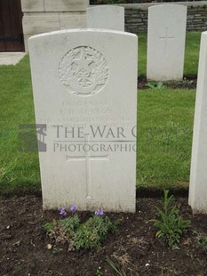 BROWN'S ROAD MILITARY CEMETERY, FESTUBERT - ALSTON, JOHN DOUGLAS