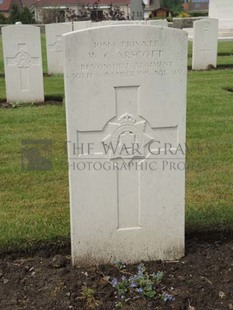 BROWN'S ROAD MILITARY CEMETERY, FESTUBERT - ARSCOTT, WILLIAM CHARLES