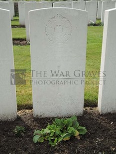 BROWN'S ROAD MILITARY CEMETERY, FESTUBERT - GIBBONS, THOMAS
