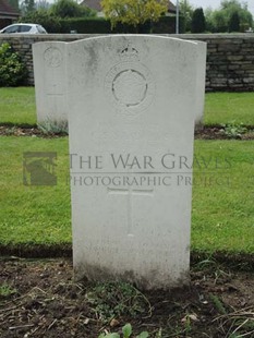 BROWN'S ROAD MILITARY CEMETERY, FESTUBERT - SAMWAYS, CHARLES SMITH