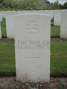 BROWN'S ROAD MILITARY CEMETERY, FESTUBERT - SLADE, E J