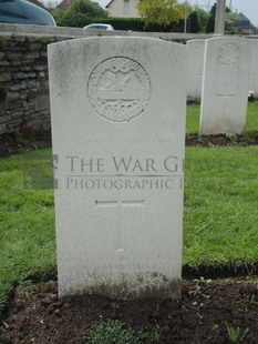 BROWN'S ROAD MILITARY CEMETERY, FESTUBERT - SMITH, GILBERT