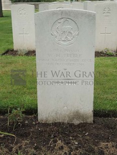BROWN'S ROAD MILITARY CEMETERY, FESTUBERT - TREBLE, W H