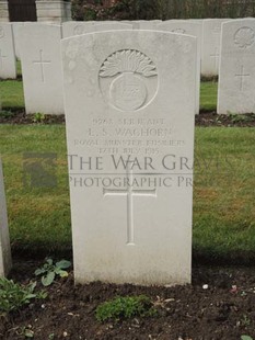 BROWN'S ROAD MILITARY CEMETERY, FESTUBERT - WAGHORN, L S