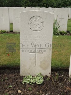 BROWN'S ROAD MILITARY CEMETERY, FESTUBERT - WALTERS, EDWARD CHARLES