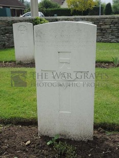BROWN'S ROAD MILITARY CEMETERY, FESTUBERT - WHITE, ARTHUR CHARLES