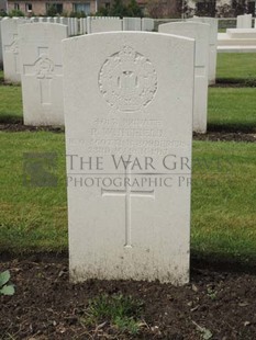 BROWN'S ROAD MILITARY CEMETERY, FESTUBERT - WHITFIELD, P