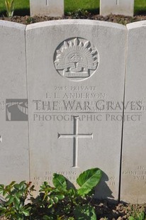 RUE-PETILLON MILITARY CEMETERY, FLEURBAIX - ANDERSON, ESMOND LEWIS