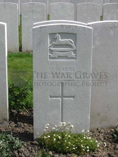 RUE-PETILLON MILITARY CEMETERY, FLEURBAIX - BERRILL, H