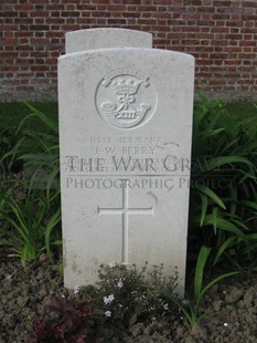 RUE-PETILLON MILITARY CEMETERY, FLEURBAIX - BERRY, JOHN FREDERICK