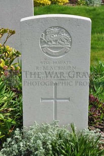 RUE-PETILLON MILITARY CEMETERY, FLEURBAIX - BLACKBURN, R