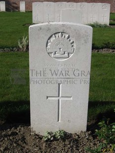 RUE-PETILLON MILITARY CEMETERY, FLEURBAIX - BLYTH, M C T