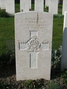 RUE-PETILLON MILITARY CEMETERY, FLEURBAIX - BOUGHTON, C E