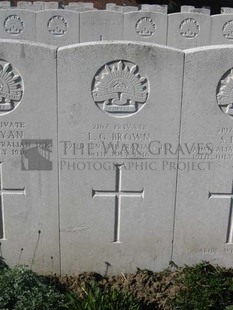 RUE-PETILLON MILITARY CEMETERY, FLEURBAIX - BROWN, LEWIS GEORGE
