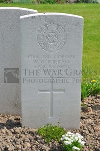 RUE-PETILLON MILITARY CEMETERY, FLEURBAIX - BURRAGE, W G
