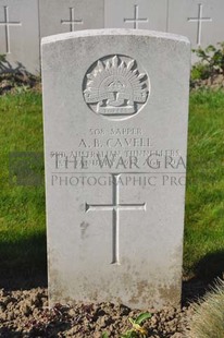 RUE-PETILLON MILITARY CEMETERY, FLEURBAIX - CAVELL, ALBERT BERNARD