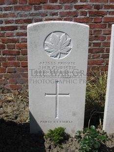 RUE-PETILLON MILITARY CEMETERY, FLEURBAIX - CHRISTIE, J H B