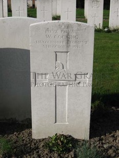 RUE-PETILLON MILITARY CEMETERY, FLEURBAIX - COCKING, W