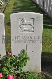 RUE-PETILLON MILITARY CEMETERY, FLEURBAIX - COLLINS, W A