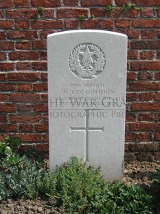 RUE-PETILLON MILITARY CEMETERY, FLEURBAIX - COLQUHOUN, W