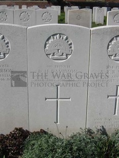 RUE-PETILLON MILITARY CEMETERY, FLEURBAIX - DAVIDSON, DOUGLAS HOWARD