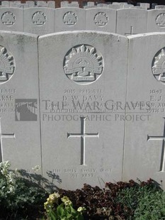 RUE-PETILLON MILITARY CEMETERY, FLEURBAIX - DAVY, DAVID WILLIAM