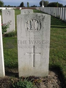 RUE-PETILLON MILITARY CEMETERY, FLEURBAIX - DUNN, WILFRID