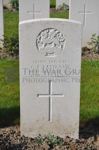 RUE-PETILLON MILITARY CEMETERY, FLEURBAIX - EASTLAND, GEORGE EDWIN