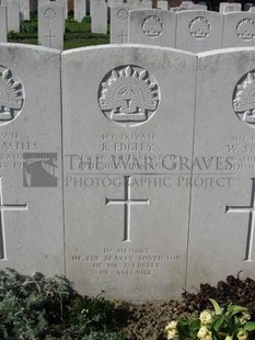 RUE-PETILLON MILITARY CEMETERY, FLEURBAIX - EDGLEY, BERT