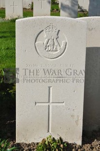 RUE-PETILLON MILITARY CEMETERY, FLEURBAIX - FIRBANK, THOMAS WILLIAM