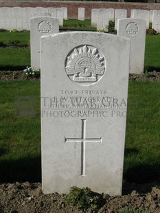 RUE-PETILLON MILITARY CEMETERY, FLEURBAIX - FITZGERALD, F W