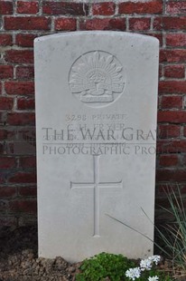 RUE-PETILLON MILITARY CEMETERY, FLEURBAIX - FRYER, C H