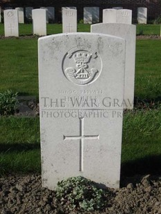 RUE-PETILLON MILITARY CEMETERY, FLEURBAIX - FULLER, H