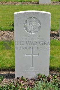RUE-PETILLON MILITARY CEMETERY, FLEURBAIX - GODDARD, ARTHUR HAWKINS