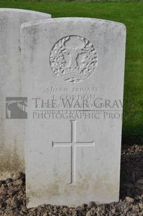 RUE-PETILLON MILITARY CEMETERY, FLEURBAIX - GORDON, J