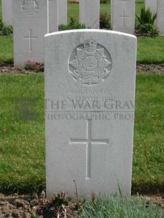 RUE-PETILLON MILITARY CEMETERY, FLEURBAIX - HAMILTON, A