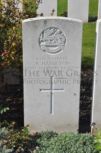 RUE-PETILLON MILITARY CEMETERY, FLEURBAIX - HAMILTON, A