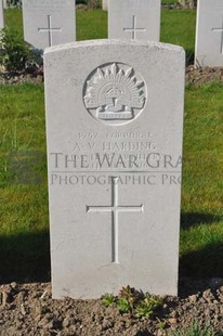 RUE-PETILLON MILITARY CEMETERY, FLEURBAIX - HARDING, A V