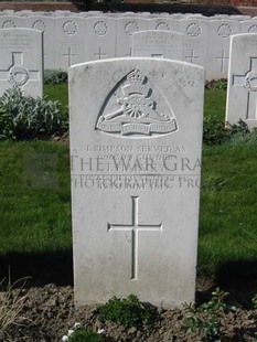 RUE-PETILLON MILITARY CEMETERY, FLEURBAIX - HARVEY, T