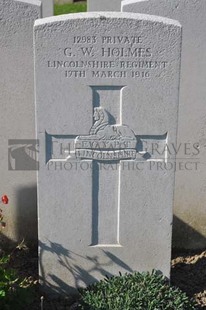 RUE-PETILLON MILITARY CEMETERY, FLEURBAIX - HOLMES, G W