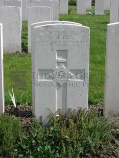 RUE-PETILLON MILITARY CEMETERY, FLEURBAIX - HOPLEY, J
