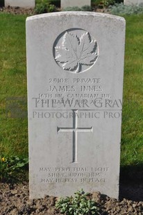 RUE-PETILLON MILITARY CEMETERY, FLEURBAIX - INNES, JAMES