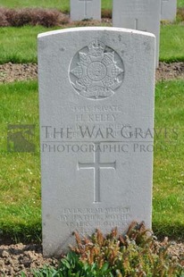 RUE-PETILLON MILITARY CEMETERY, FLEURBAIX - KELLY, H
