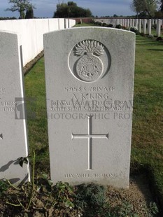 RUE-PETILLON MILITARY CEMETERY, FLEURBAIX - KING, A K