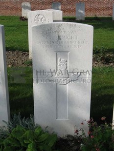 RUE-PETILLON MILITARY CEMETERY, FLEURBAIX - KNIGHT, C J