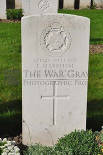 RUE-PETILLON MILITARY CEMETERY, FLEURBAIX - MARKHAM, E