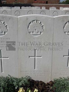 RUE-PETILLON MILITARY CEMETERY, FLEURBAIX - MATES, HAROLD